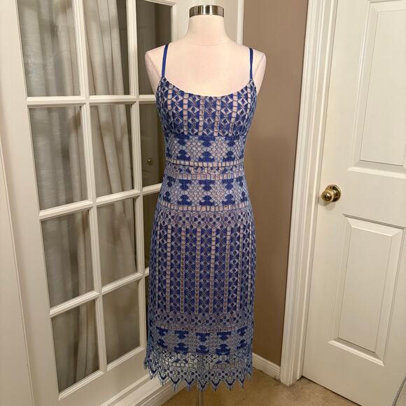 BCBG Max Azria Blue‎ Lace Overlay Sleeveless Dress Size 2 Cocktail Evening